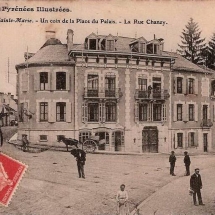 1416044533-Oloron-place-Palais