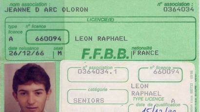 R. Léon